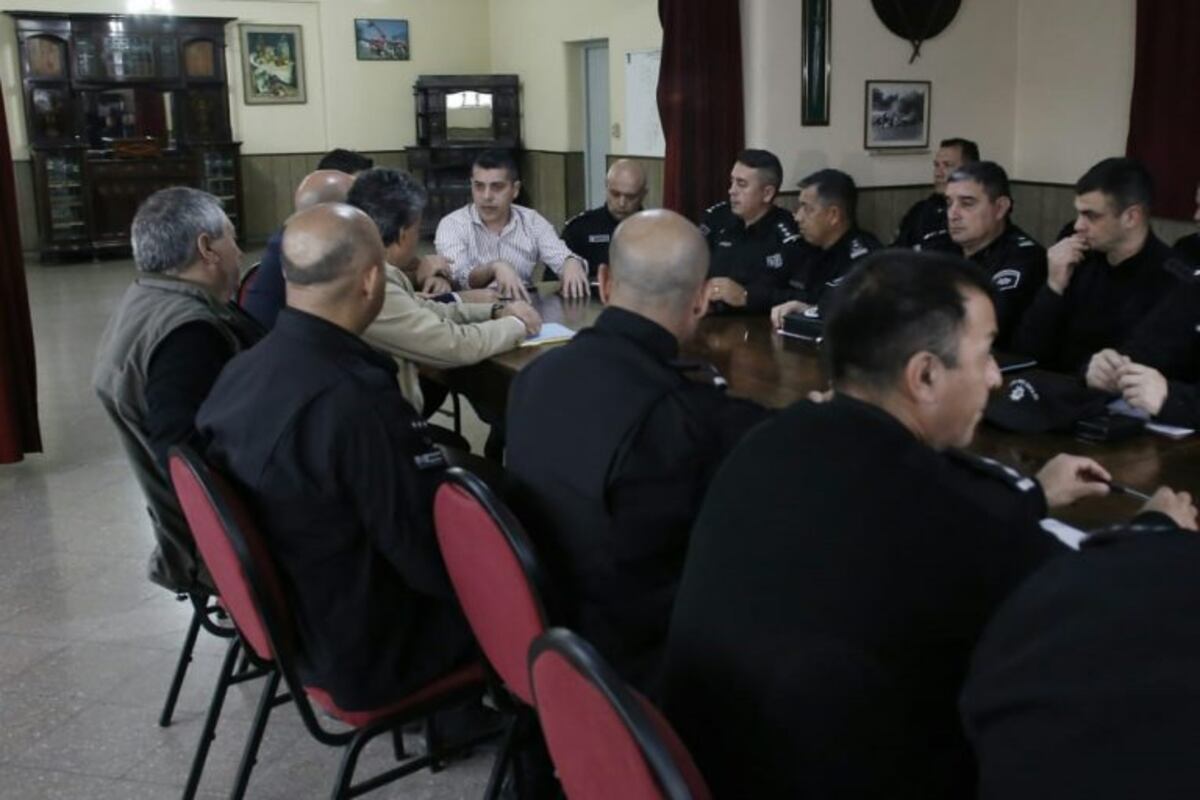 Asignarán 550 policías al operativo de seguridad del clásico entre Unión y Colón