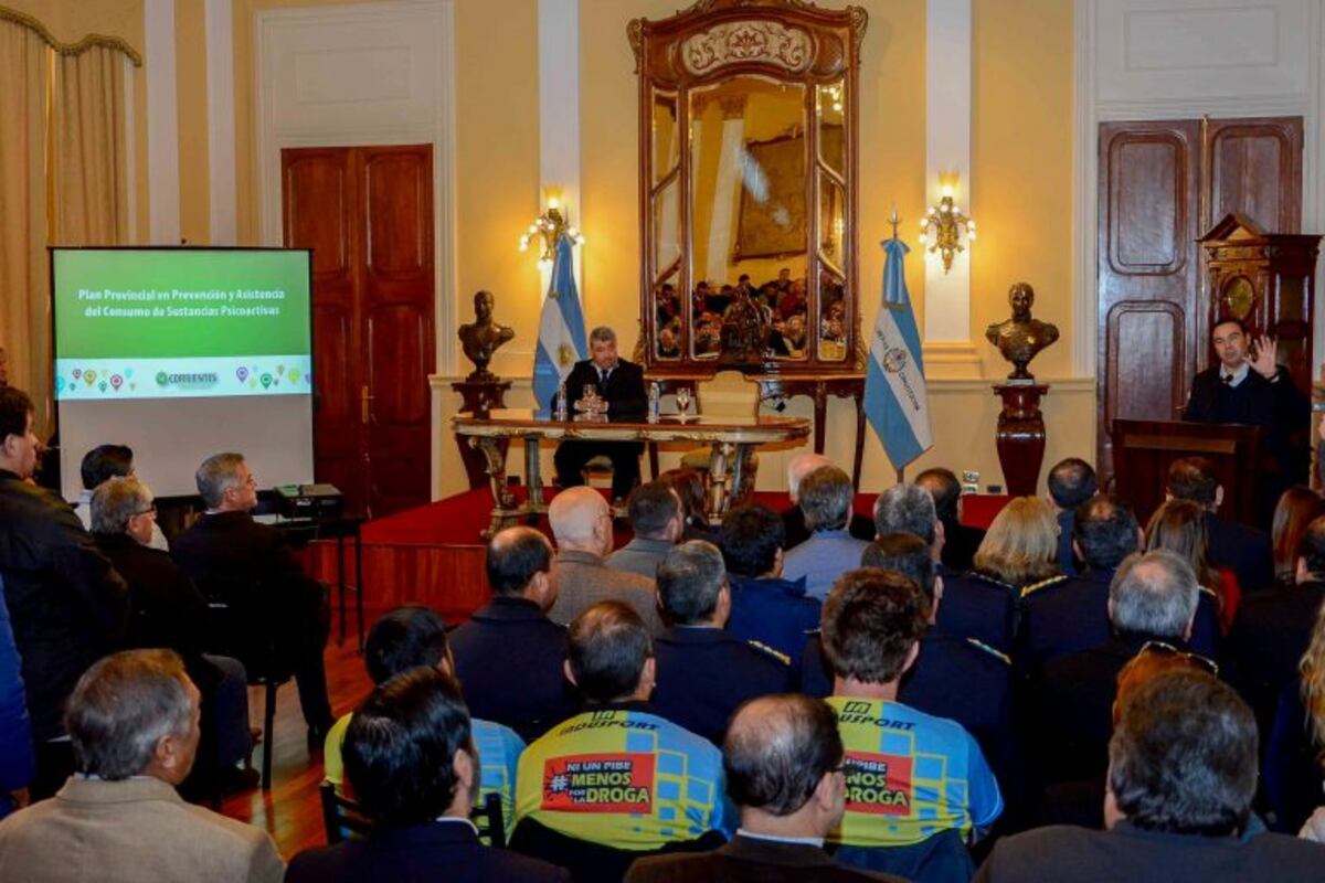 Valdés presentó el plan de lucha contra las adicciones