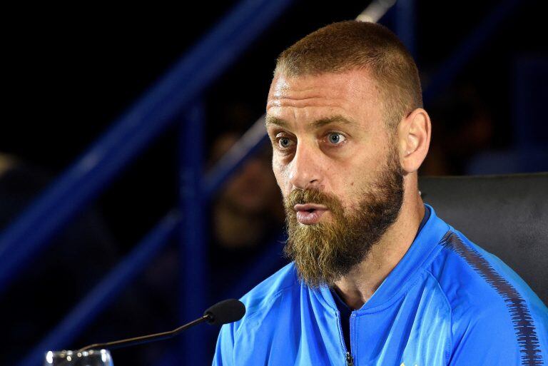 Daniele De Rossi llegó a la Argentina hace unos días y ya fue presentado por Daniel Angelici, presidente de Boca.