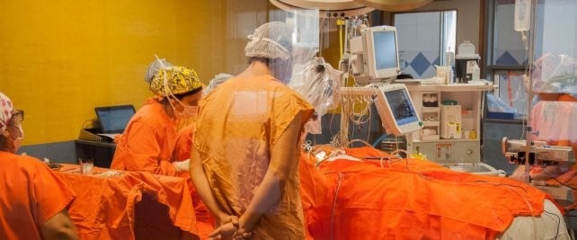 Inédita intervención quirúrgica en el Hospital San Roque