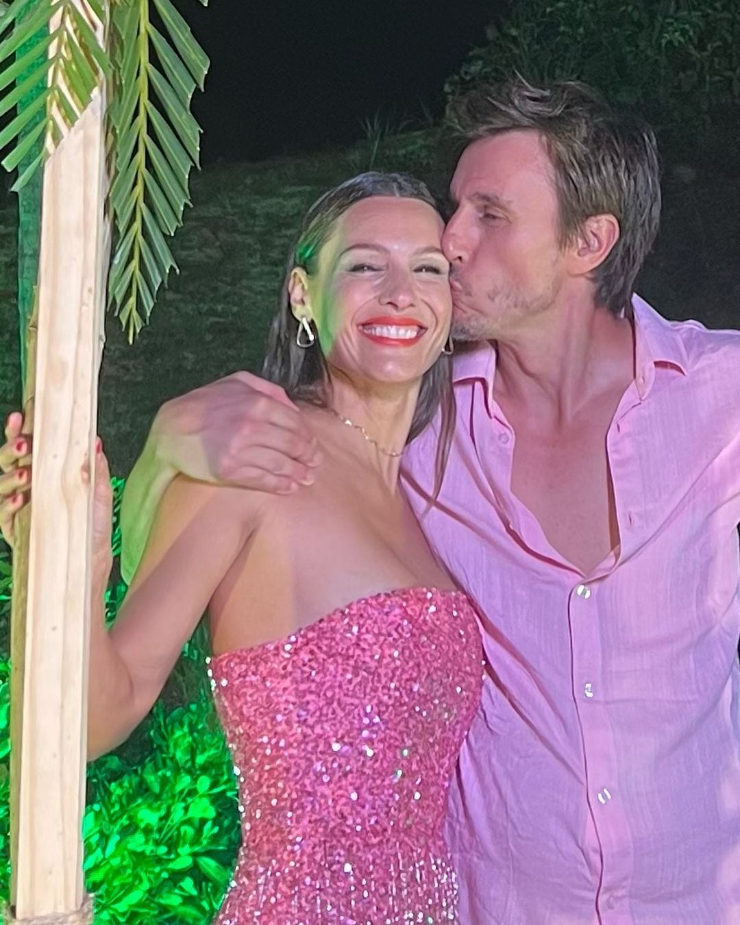 Pampita y Roberto García Moritán enamoradísimos.