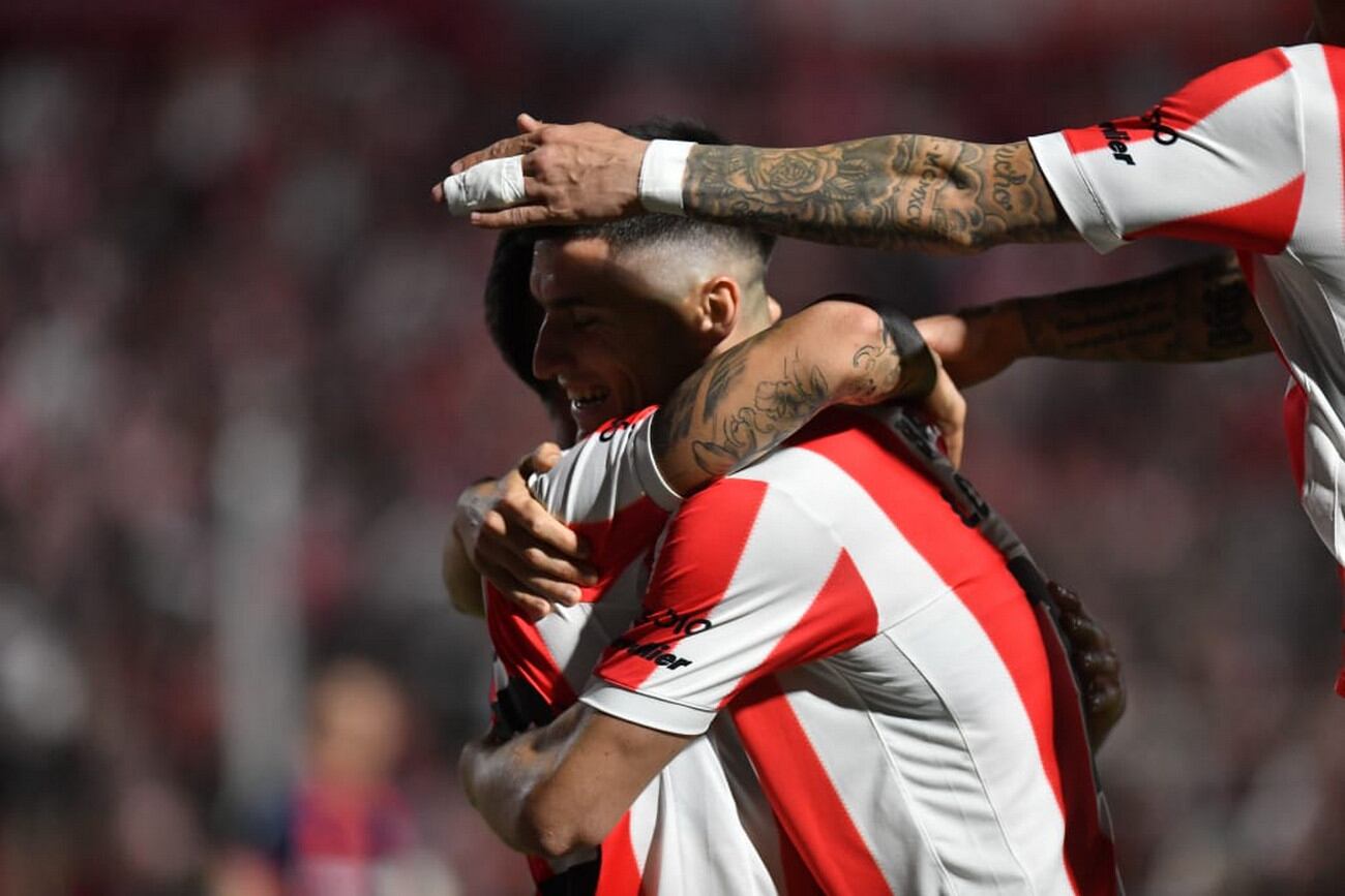 Instituto venció 2 a 0 a San Lorenzo en el Monumental de Alta Córdoba.  (Facundo Luque / La Voz)