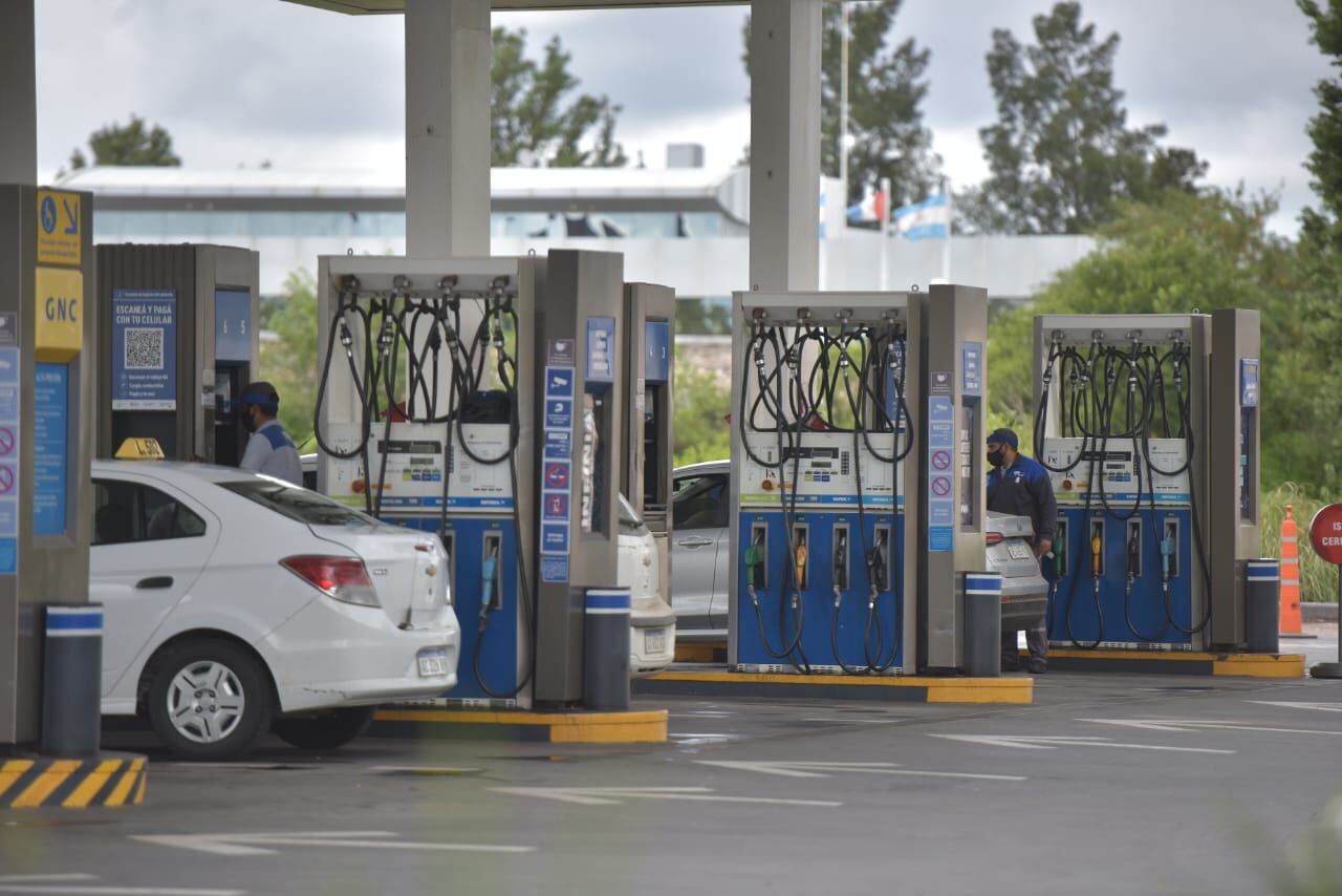 El Gobierno posterga hasta mediados de marzo la suba en el impuesto a los combustibles (Facundo Luque/La Voz)