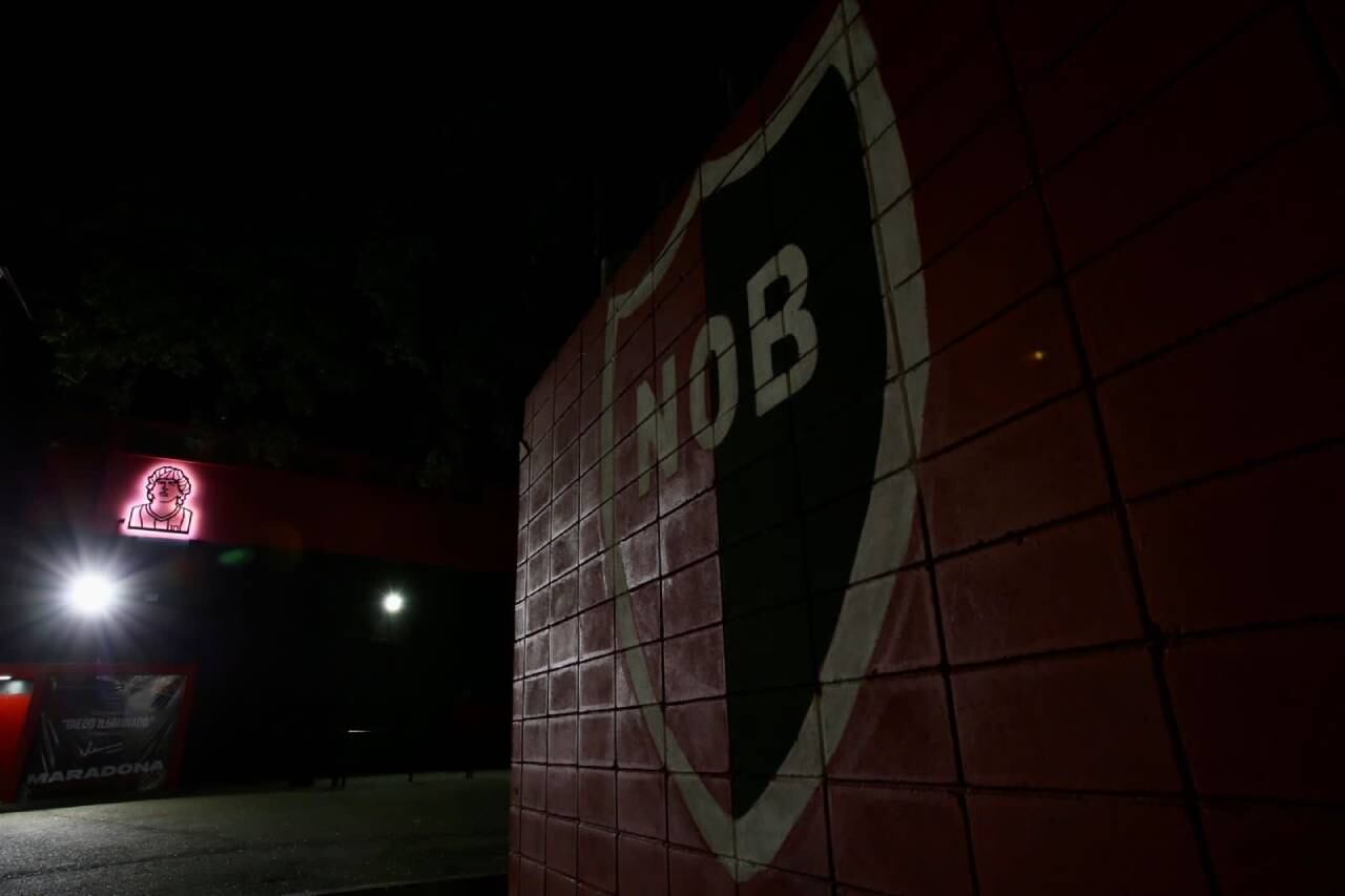 El club eligió el paredón noreste para instalar la imagen.