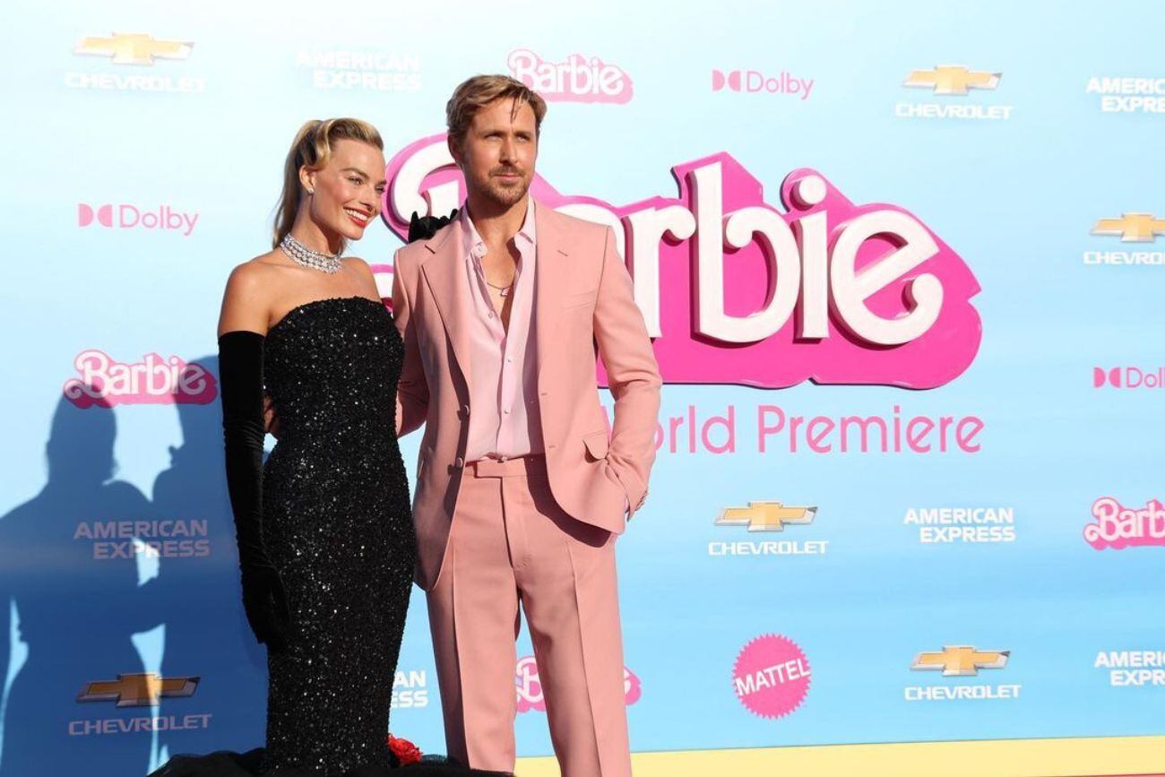 Margot Robbie y Ryan Gosling en el estreno mundial de Barbie en Los Ángeles (Foto: @barbiethemovie)