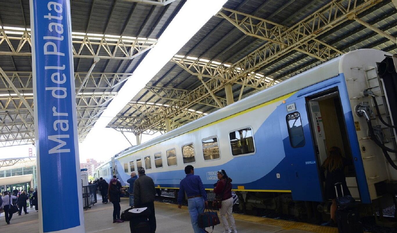 Trenes a Mar del Plata / Gentileza