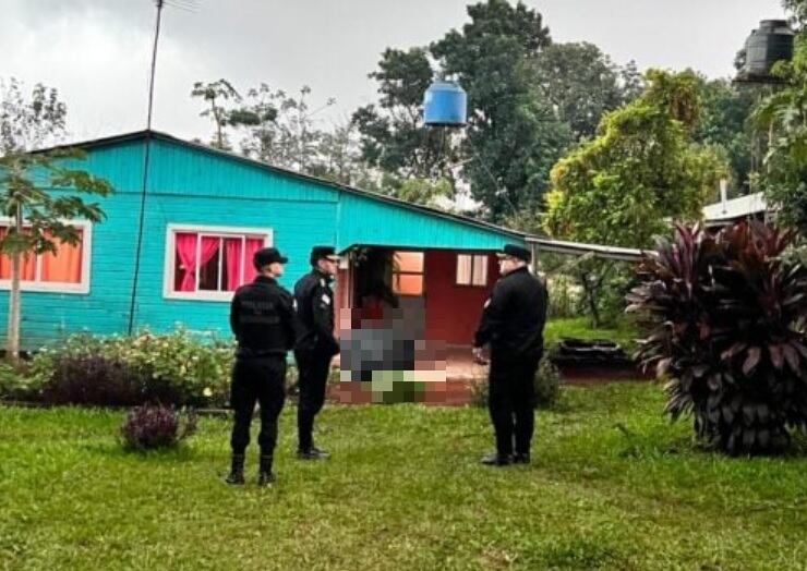 Horror en Oberá: asesinó a su padre a puñaladas y fue detenido.