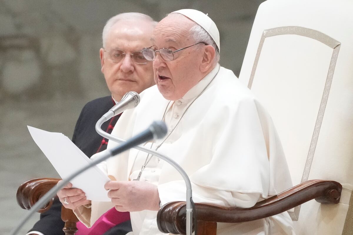El papa Francisco: “La guerra siempre es inútil y los pueblos están cansados de ella”