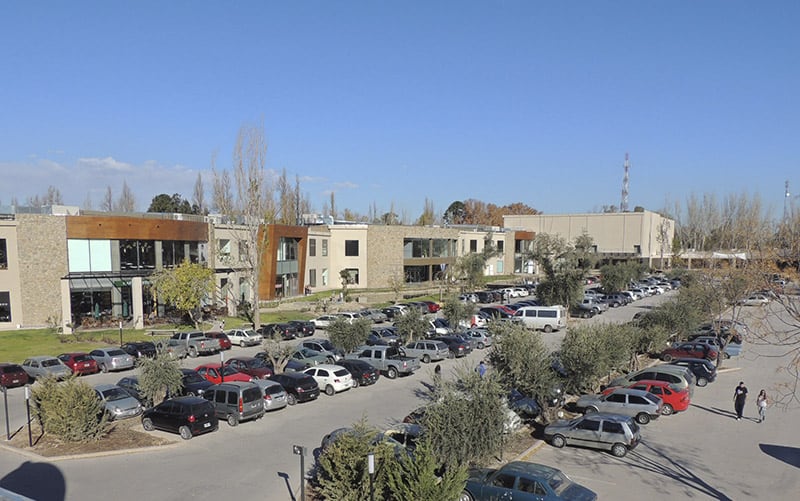 El accidente ocurrió en la playa de estacionamiento de La Barraca en Guaymallén.