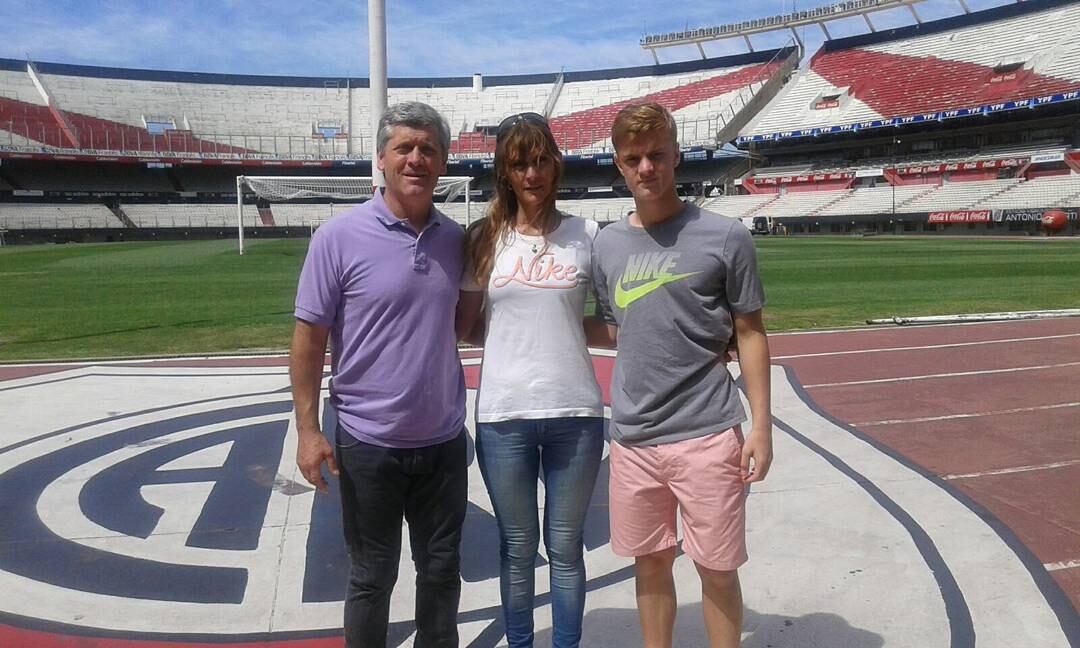 Lucas Beltrán en su etapa de formación en Instituto. Desde allí saltaría a River. (Instagram @BeltranLucass)