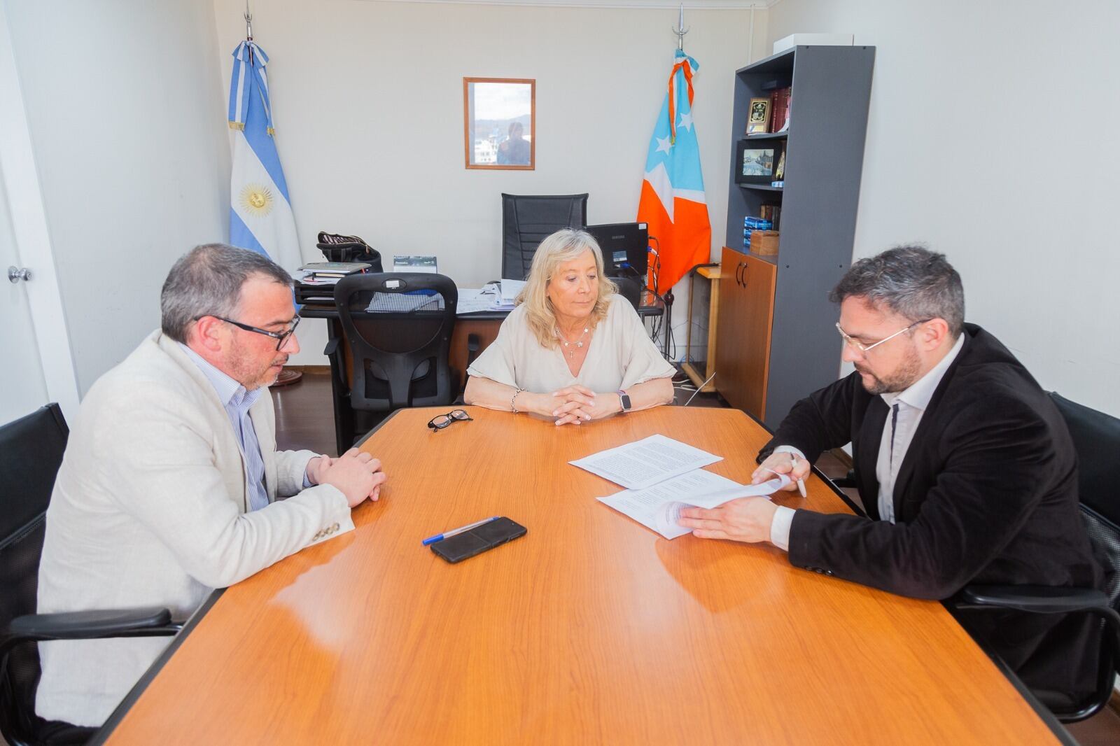 Tierra del Fuego: acuerdo de cooperación en actos registrales del Registro Civil