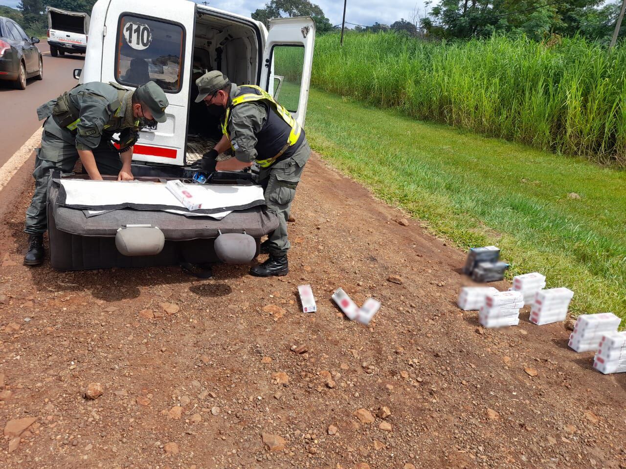 San Ignacio: Gendarmería incautó 2.000 paquetes de cigarrillos ilegales