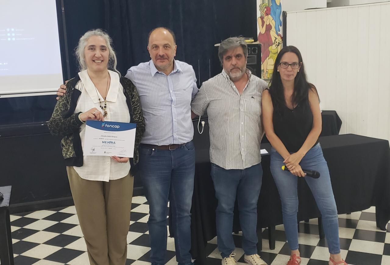 Cierre de año con entrega de diplomas y capacitación del Foncap en Tres Arroyos