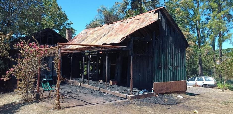 Incendio en Nochebuena dejó con lo puesto a una familia en Eldorado.