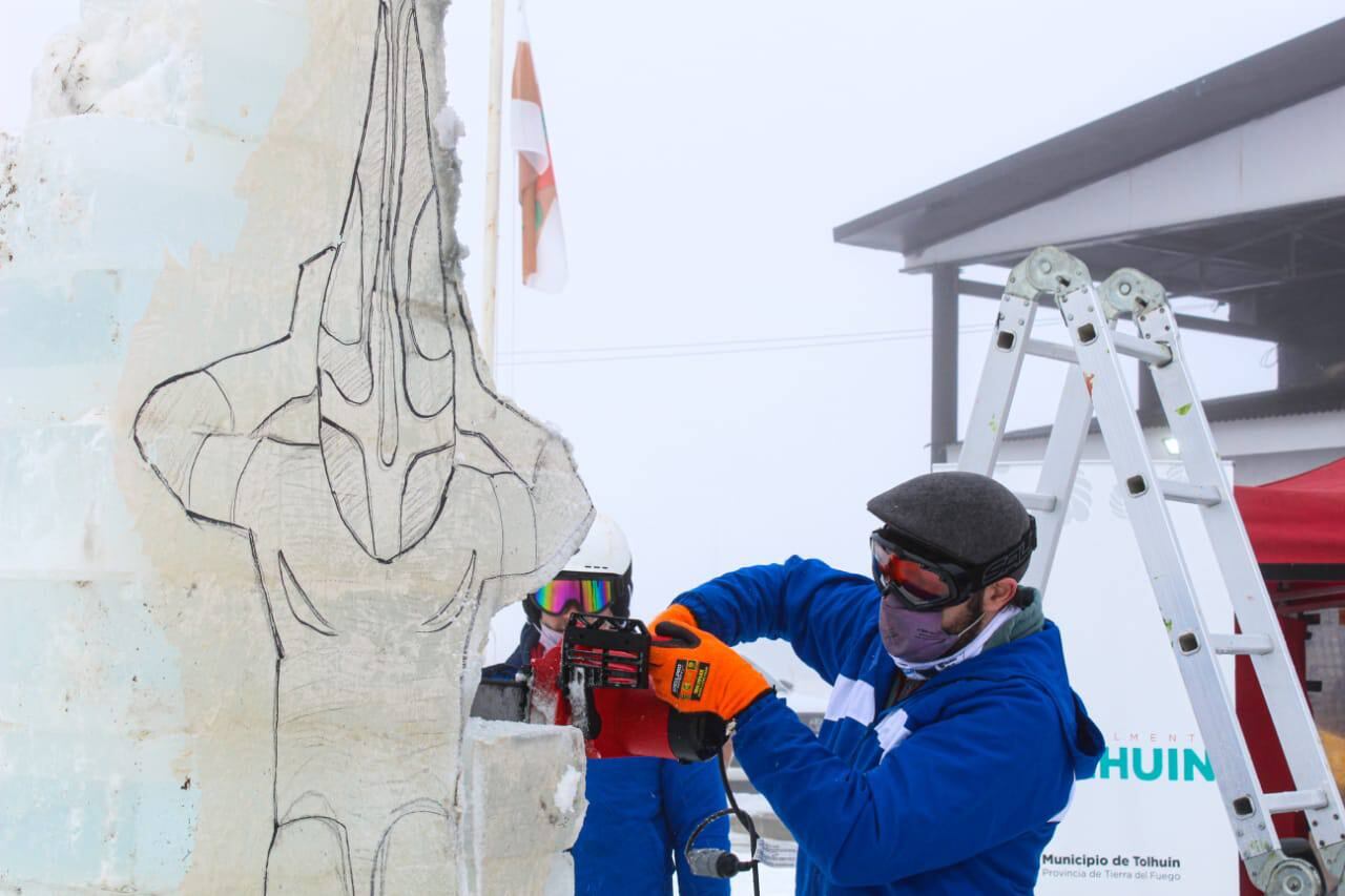 Se llevó a cabo la segunda jornada del Encuentro de Esculturas de Hielo