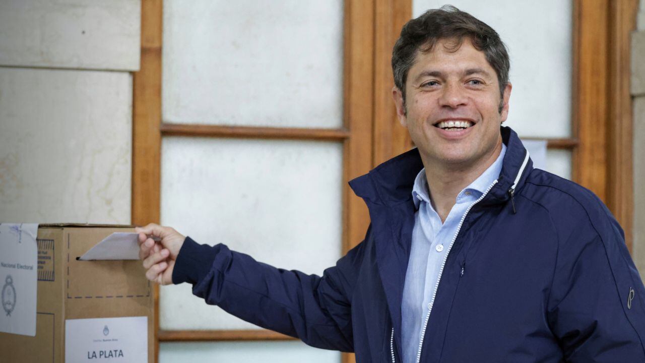 Votó Axel Kicillof y pidió “votar con amor y felicidad”. Foto: X.