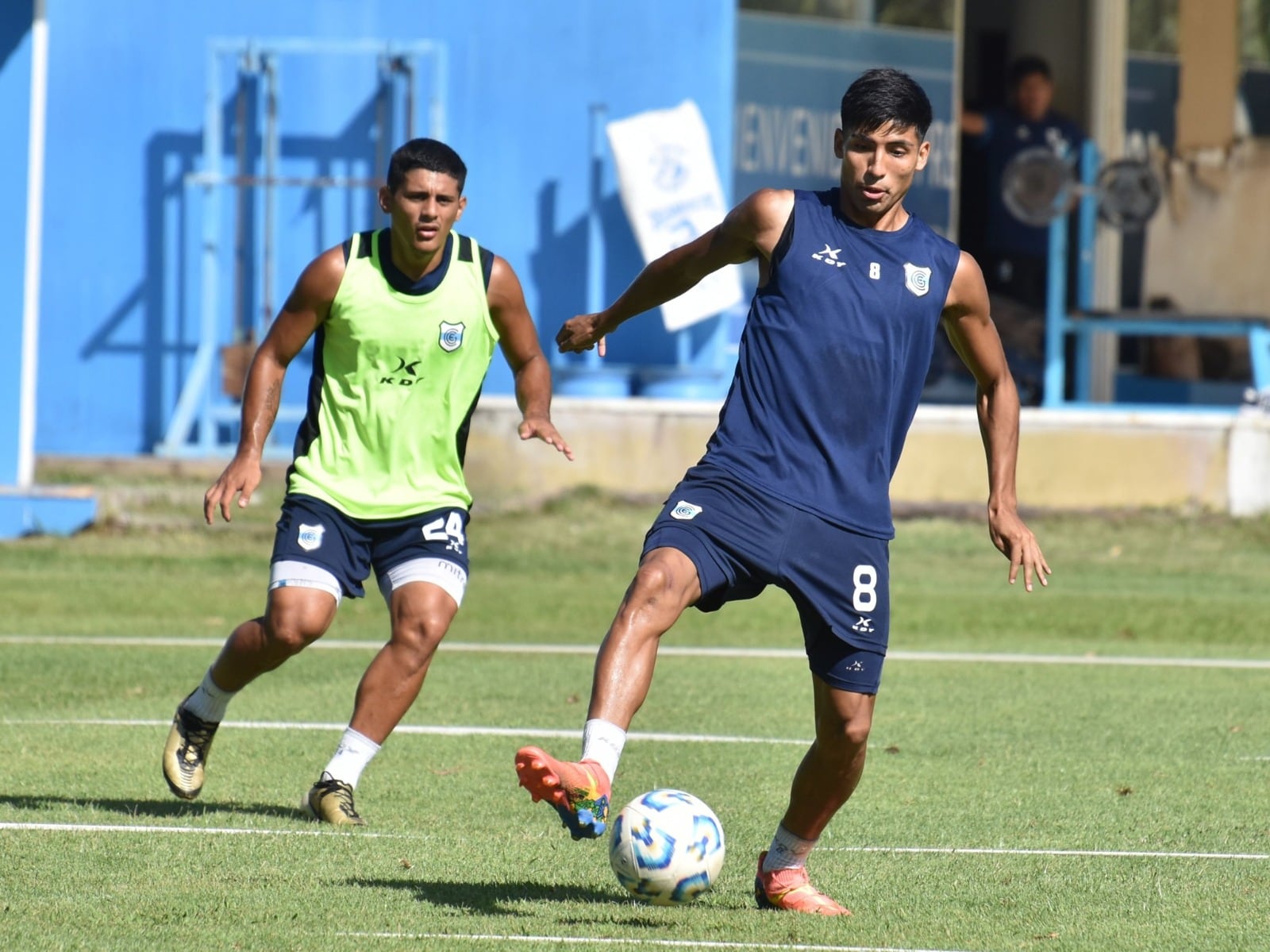 Juan Pablo Córdoba reemplazará al expulsado Nicolás Dematei en defensa. También podría haber otra sorpresa en el "once" del DT Módolo.