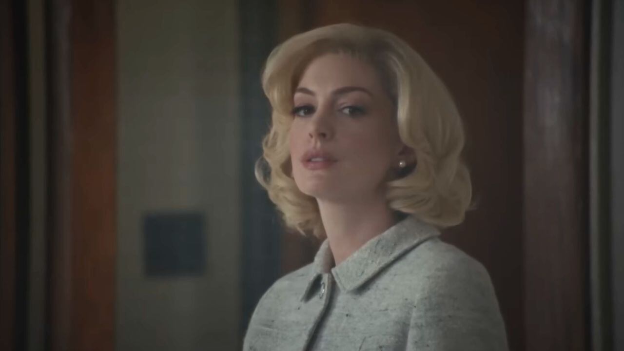 Anne Hathaway en Eileen como Rebecca.