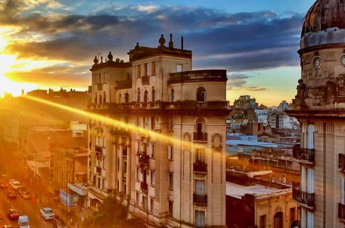 Con un estilo neoclásico, el edificio más angosto de Sudamérica se encuentra en Córdoba