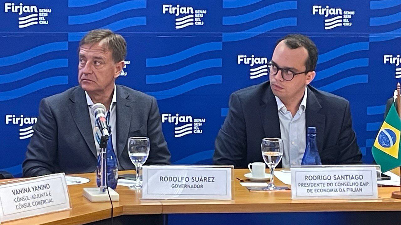 El Gobernador Rodolfo Suarez y el presidente del Consejo Empresarial de Economía de la Federación de las Industrias del Estado de Río de Janeiro (FIRJAN), Rodrigo Santiago, encabezaron la apertura de bienvenida de la presentación de Mendoza como destino de inversiones en la Feria Oil&Gas.