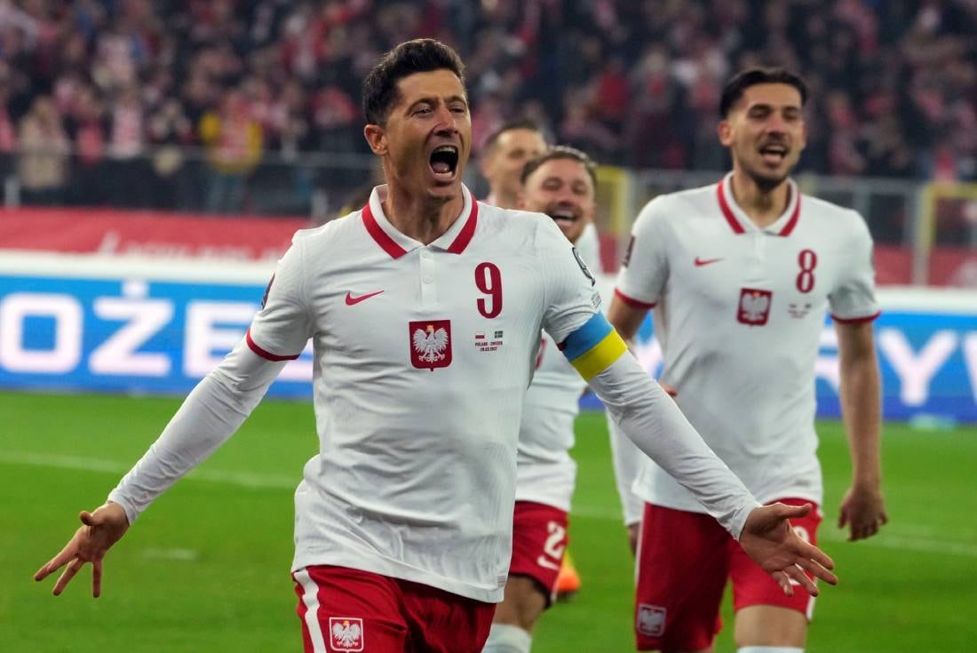 Robert Lewandowski, capitán y figura de Polonia (AP)