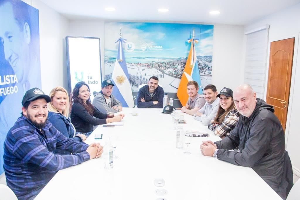 El intendente Vuoto se reunió con la Asociación Motociclista Ushuaia