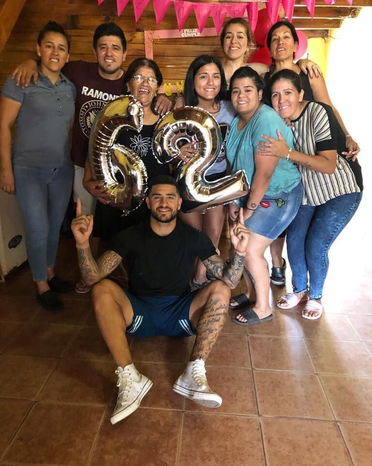 Elías Gómez junto a su familia.