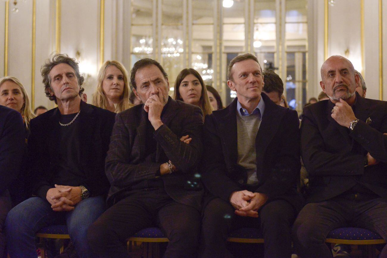 Diego Peretti, Martín Seefeld, Federico D'Elía y Alejandro Fiore en la Legislatura porteña (Foto: @LegisCABA)