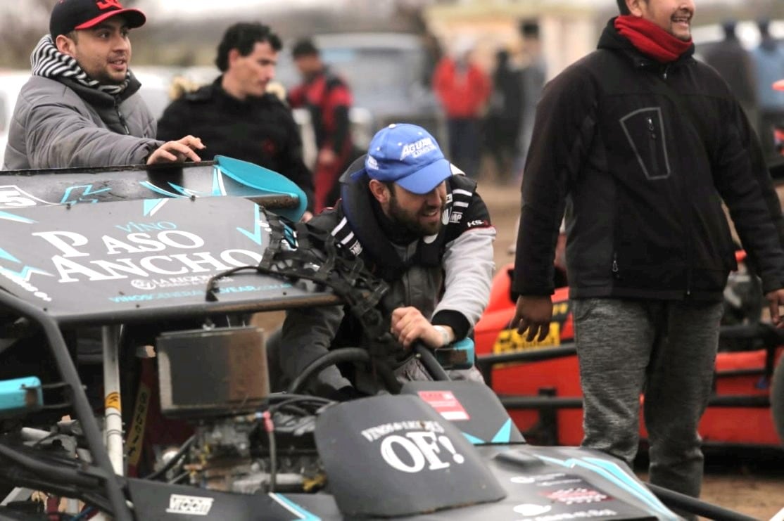 Alrededor de 100 pilotos participaron de una nueva fecha de las categorías tradicionales en el autódromo de General Alvear.