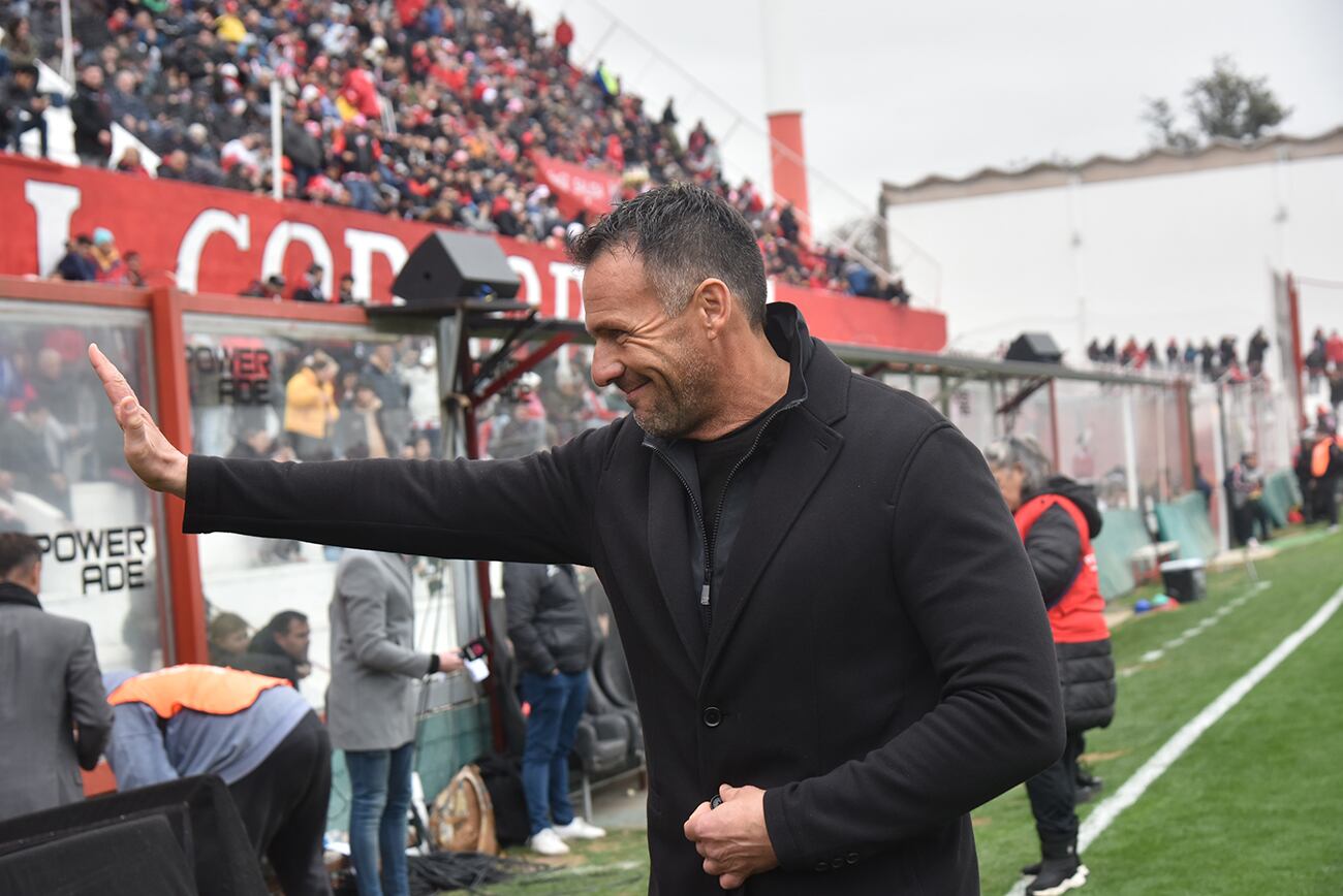 Fútbol Copa de la Liga Instituto de local perdió contra Banfield por 1 a 0 ( Ramiro Pereyra / La Voz )