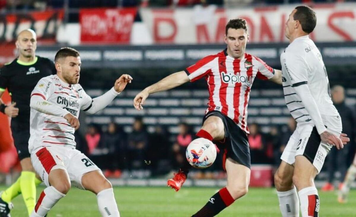 Newell’s jugó mal y cayó por goleada ante Estudiantes en la previa del clásico rosarino