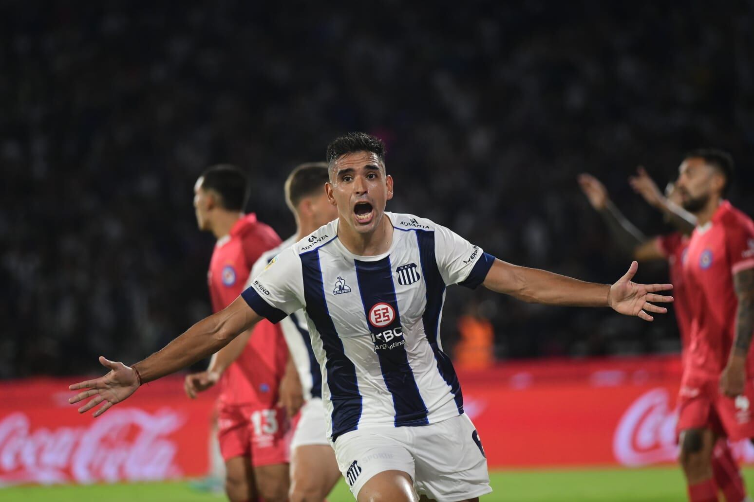 Talleres lo empató con un gol de Juan Rodríguez ante Argentinos Juniors. (Javier Ferreyra / La Voz)