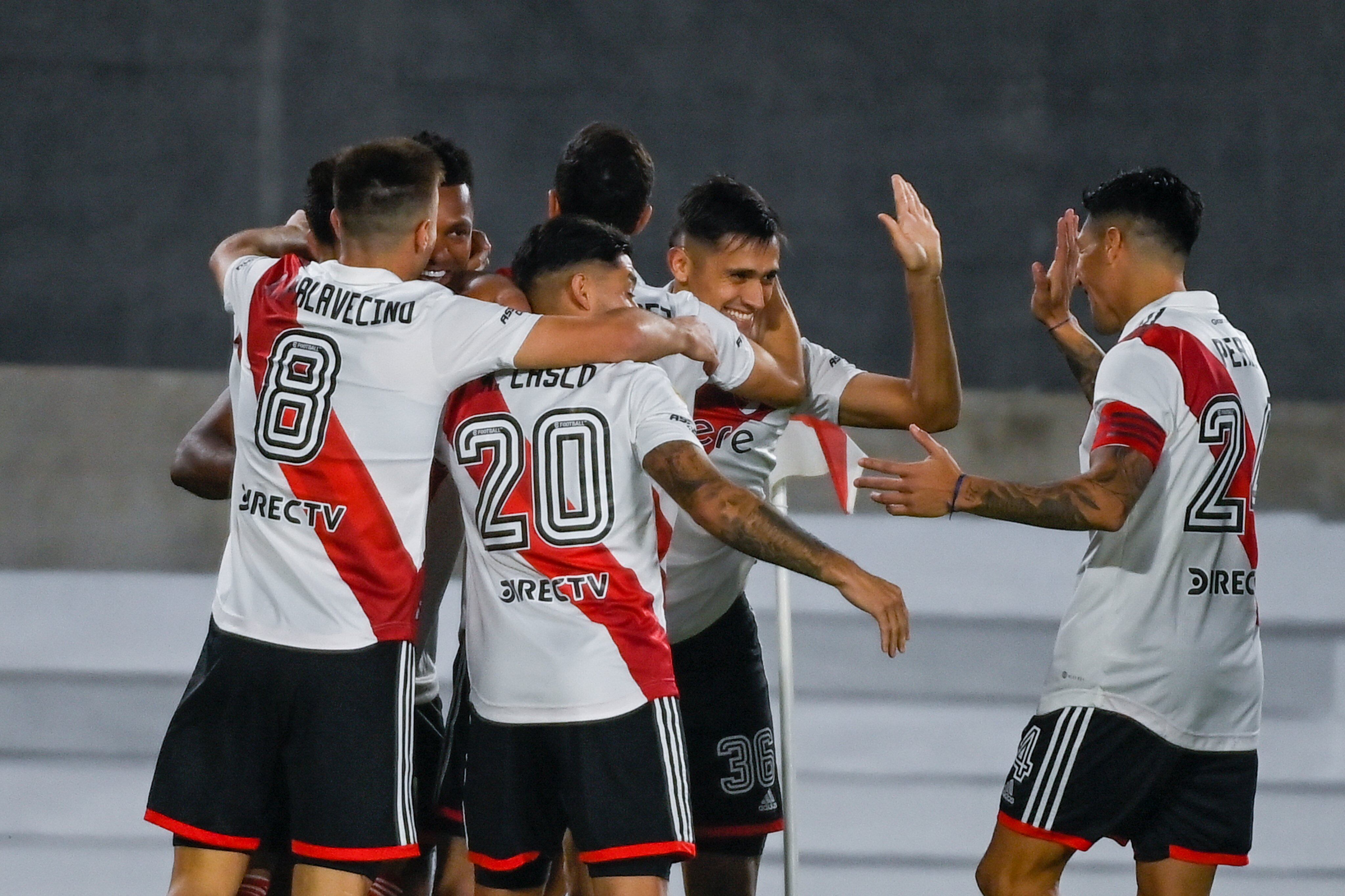 River quiere acomodarse en el grupo tras un difícil arranque (Prensa River)