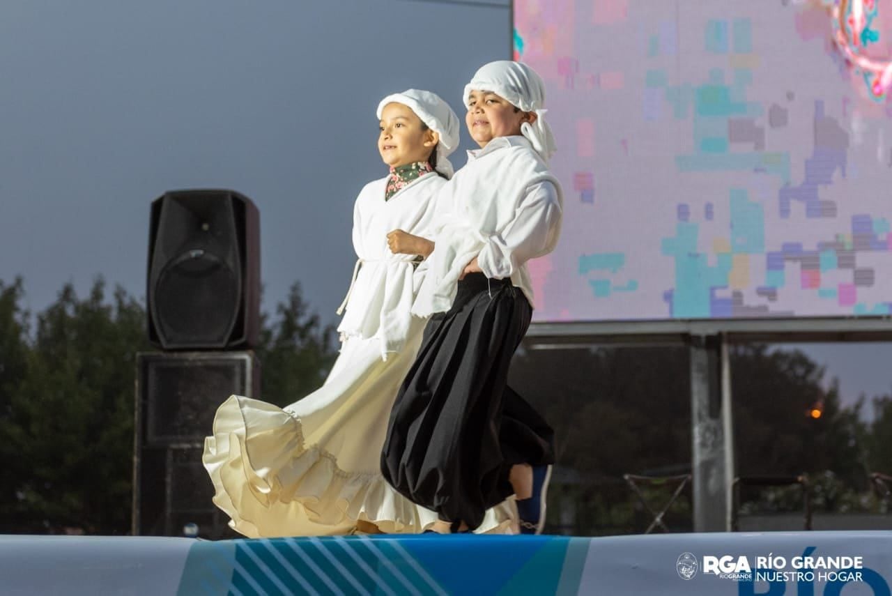 El Pesebre Viviente brilló en el Parque de los Cien Años de Río Grande