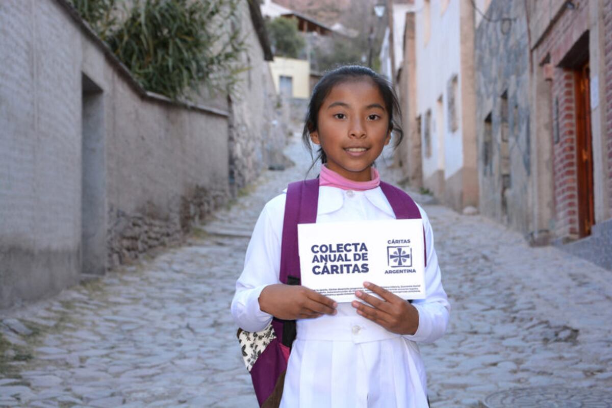 Colecta Anual de Caritas organizada por la Parroquia del Carmen de Tres Arroyos