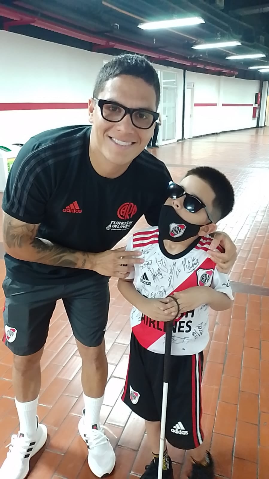 Maxi junto a Juanfer Quintero