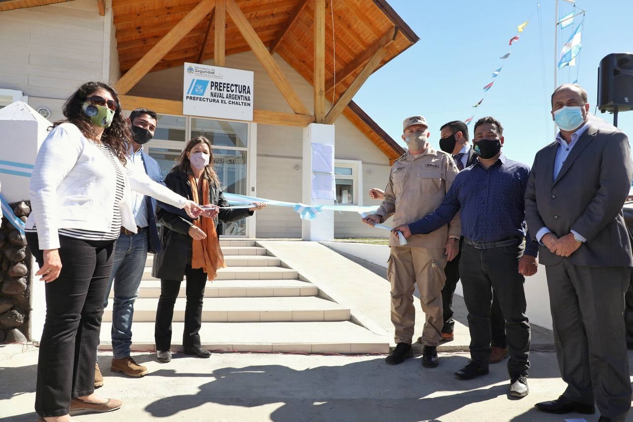 Autoridades nacionales, provinciales y locales participaron del acto de inauguración en El Chaltén.