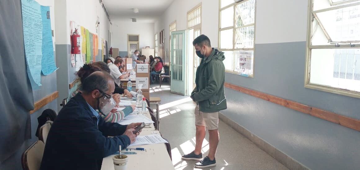 Gustavo "El eléctrico" Lemos