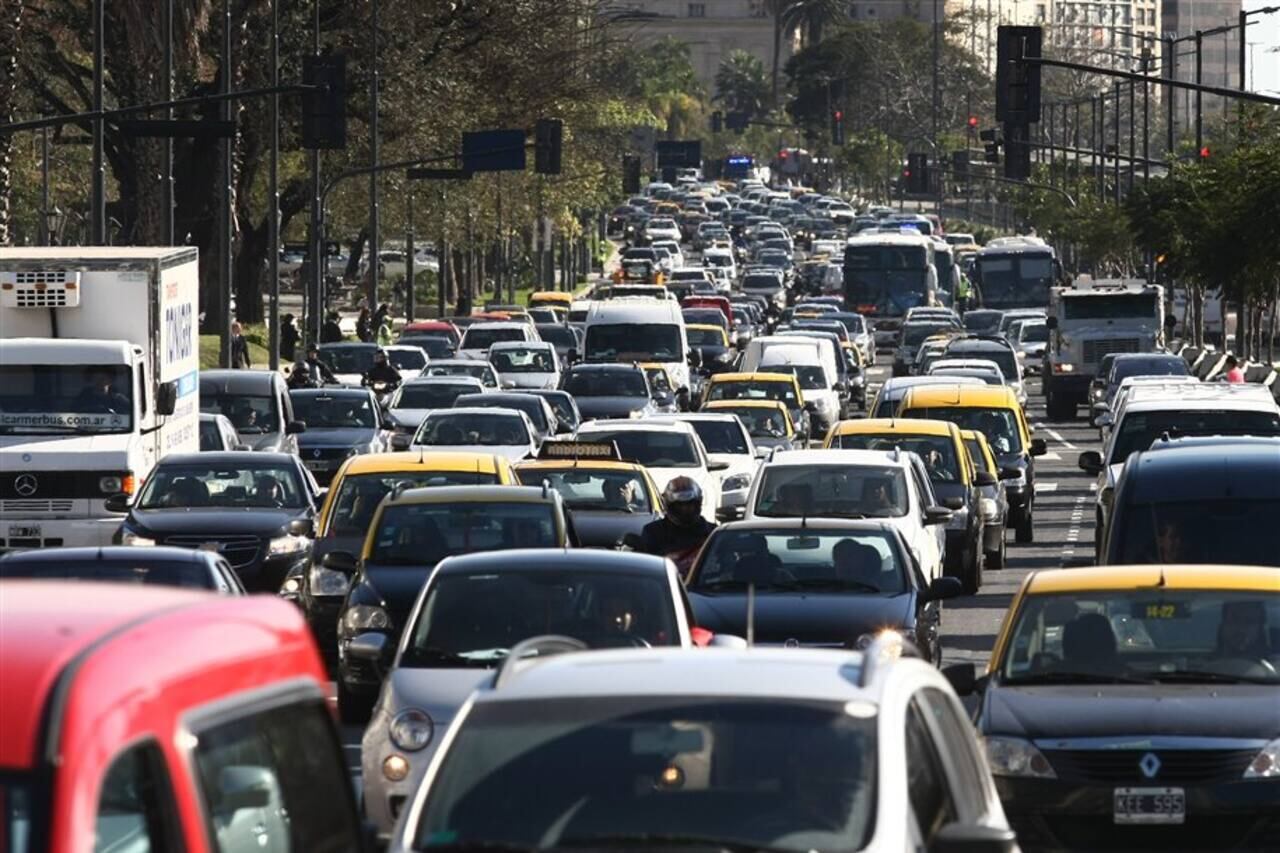 Green Light es una herramienta que se enforca mejorar la circulación de vehículos en las ciudades.