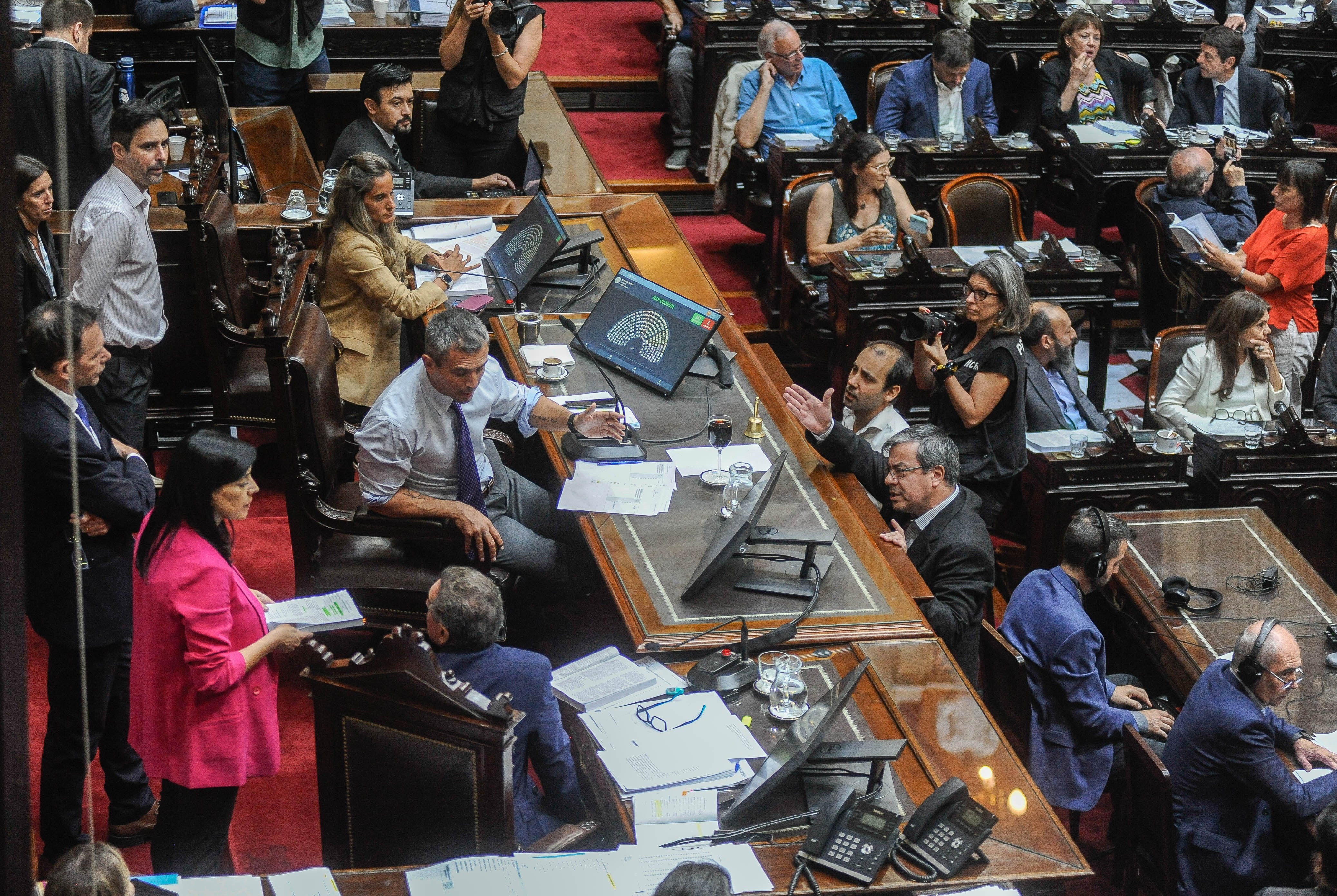 El reclamo fue dirigido al presidente de la Cámara baja, Martín Menem. Foto: Federico López Claro