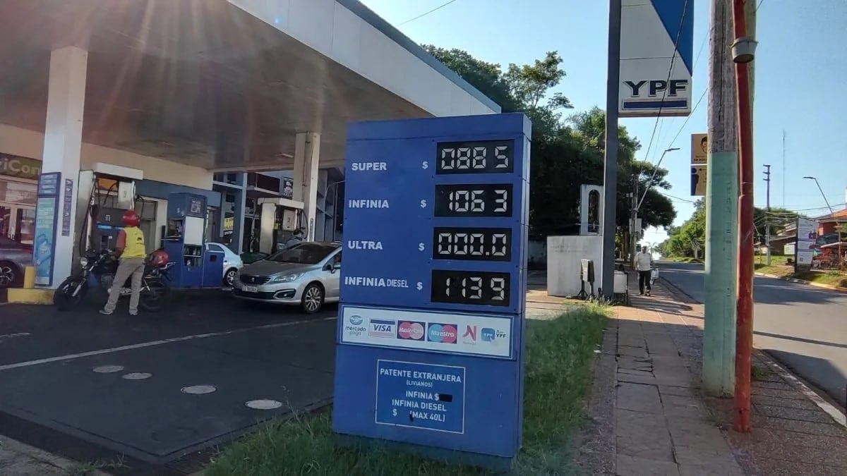 Estación de servicio de YPF en Iguazú.