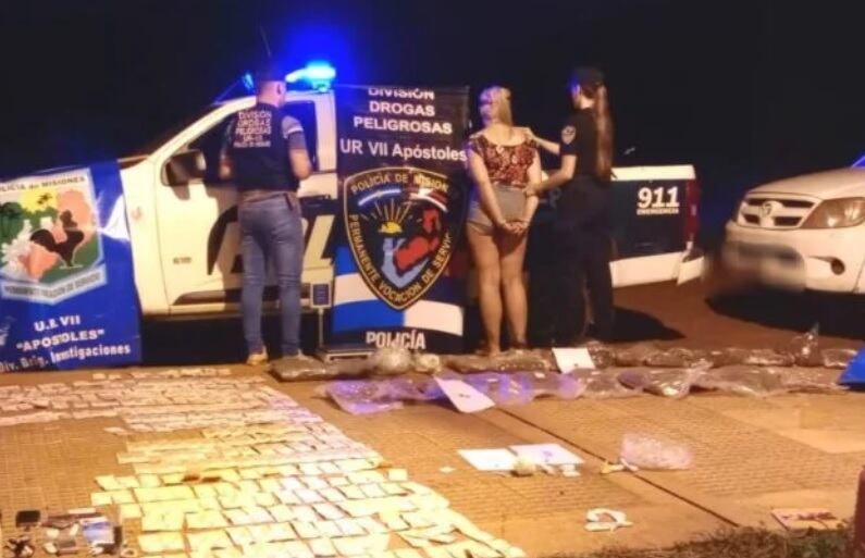 Detienen a una mujer con millonaria carga de droga en Apóstoles.