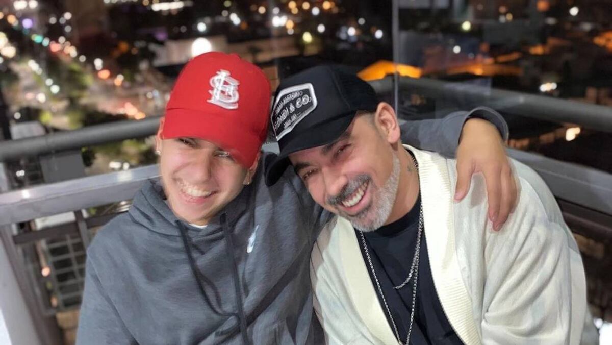 El hijo de Ezequiel Lavezzi salió con tapones de punta contra rumores de sobredosis