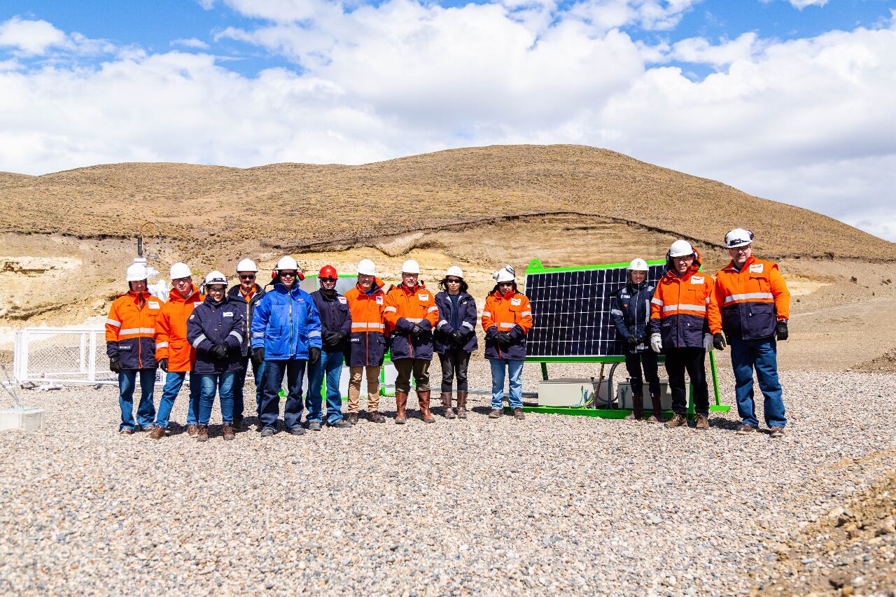 Inauguración del proyecto piloto para la optimización de 5 pozos de gas ubicados en cercanías de la planta Cañadón Alfa de Total Energies