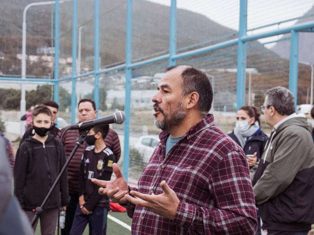 Marcelo Godoy agradeció la puesta en valor de los espacios del barrio y no ocultó la emoción y el orgullo de la designación del nombre para el playón. 