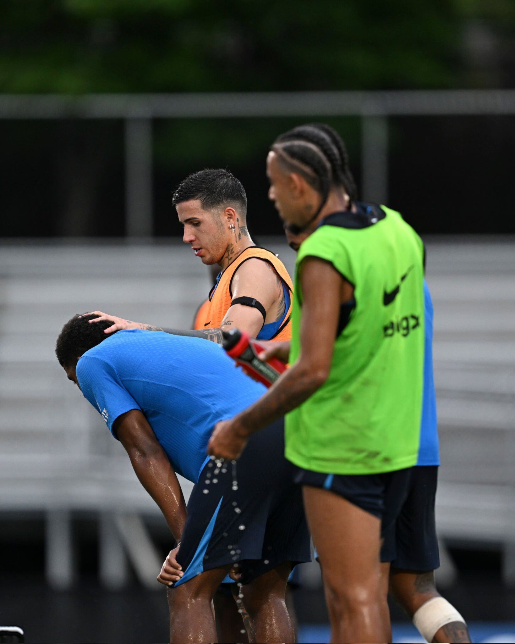 Fofana y Enzo Fernández se reencontraron