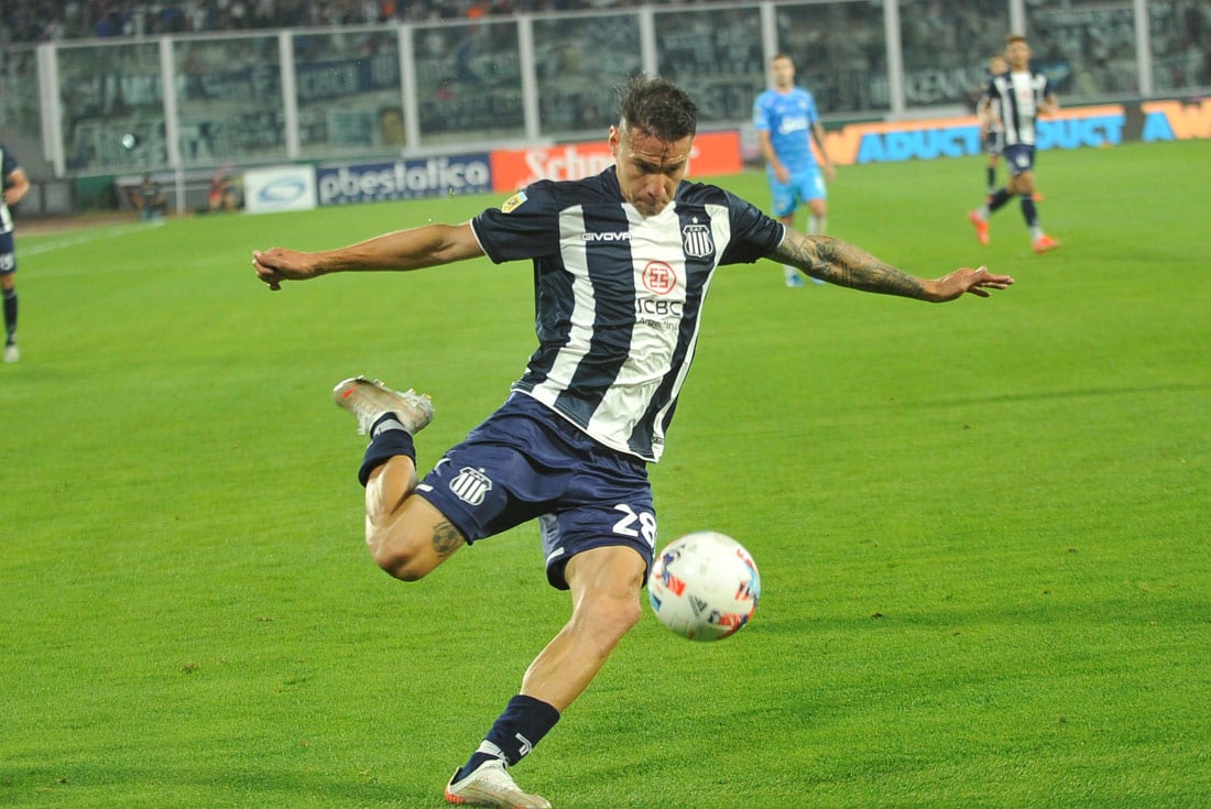 Carlos Auzqui, uno de los referentes del buen juego de Talleres en la Liga Profesional. (Javier Ferreyra)