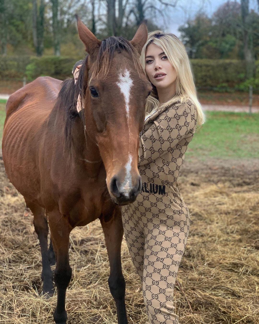 Wanda Nara suele subir imágenes junto a sus queridos caballos.