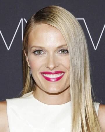 Vinessa Shaw, Allison.