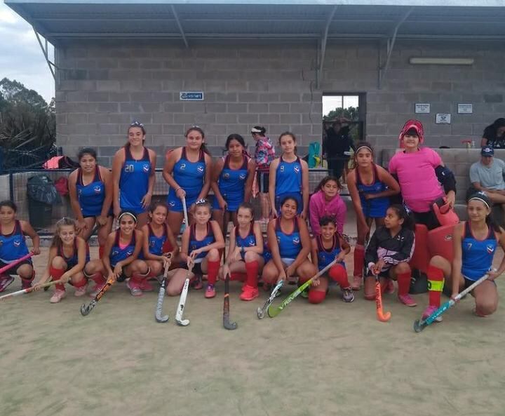 Jugadoras de Hockey de Arroyito en Rio Cuarto